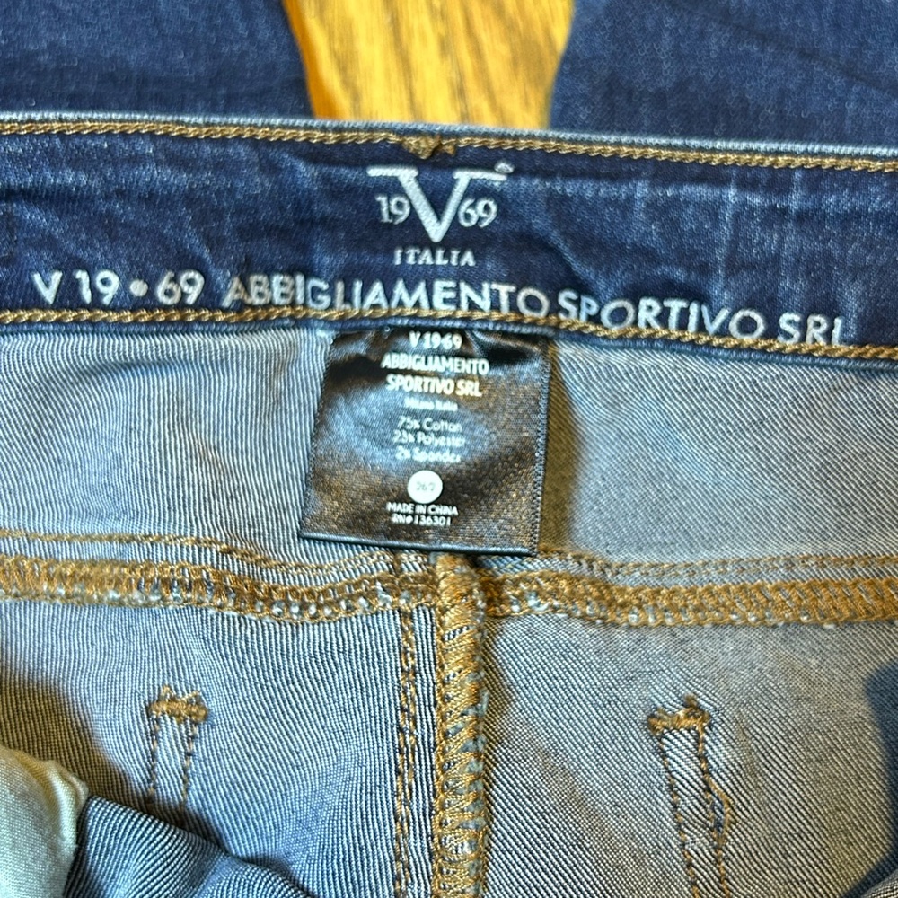 Versace V 1969 Skinny Jeans With Grommet Details - Picture 5 of 10